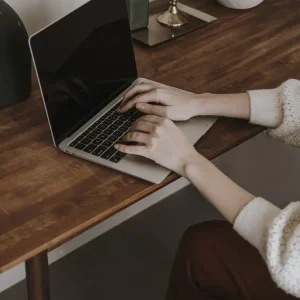 Website Performance:  Der Vergleich von WP Rocket, NitroPack und FlyingPress