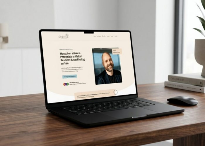 laptop mockup coaching